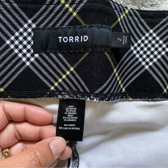 TORRID Skinny‎ Wide Stretched Waistband Checkerd Plaid Legging 2X - Picture 5 of 10